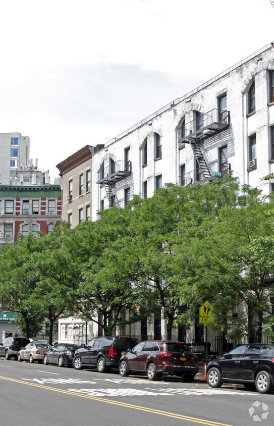 Primary Photo - 47 St Nicholas Ave