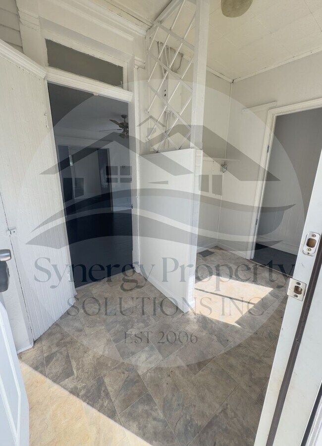 Foto del edificio - Madison Home on 1.35 Acres Available Now