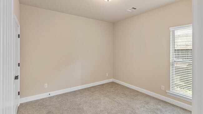 Foto del edificio - 4 Bedroom House in Ascension Parish School District