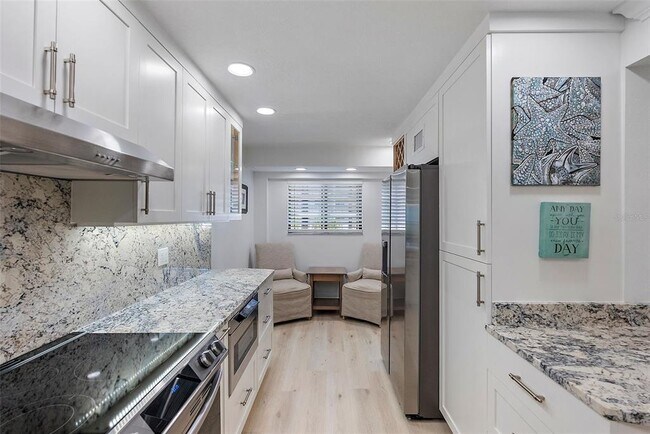 Foto del edificio - 9433 Harbor Greens Way
