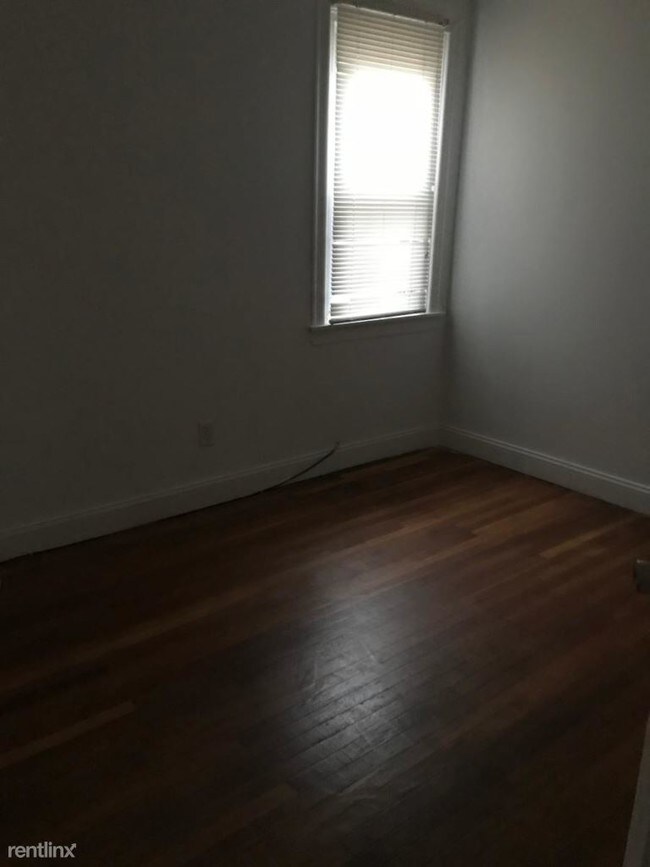 Foto del edificio - 6818 Wyncote Ave