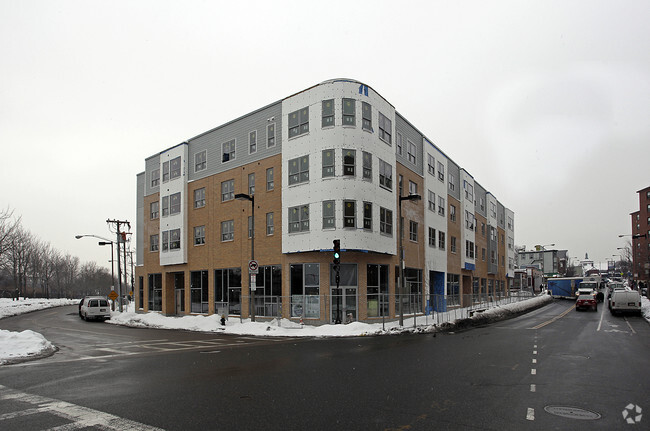 Building Photo - 270-274 Centre St