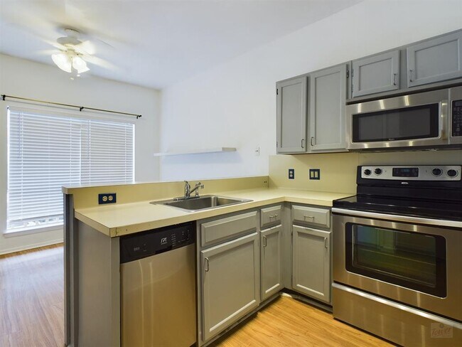 Foto del edificio - 2210 Pearl St