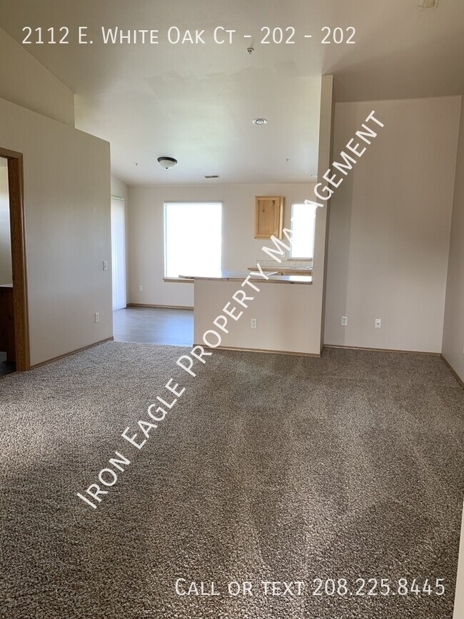 Foto del edificio - 2112 E White Oak Ct