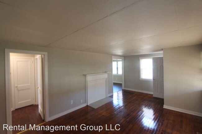 Building Photo - 3 br, 1.5 bath House - 6600 Seminole Drive