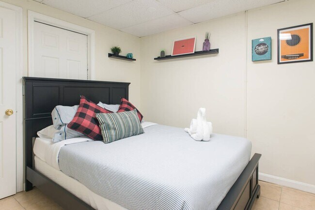 Foto del edificio - 35 Bay State Rd