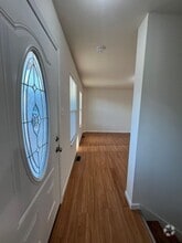 Building Photo - 106 Horseshoe Valley Dr