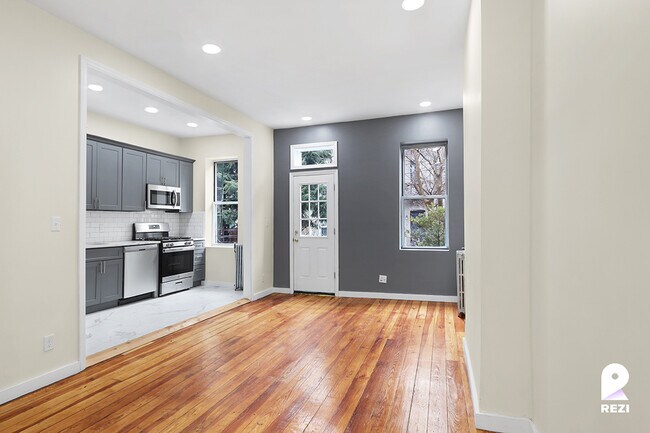 Foto del edificio - 1525 Greene Ave