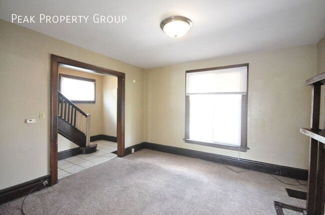 Building Photo - 173 E 11th Ave