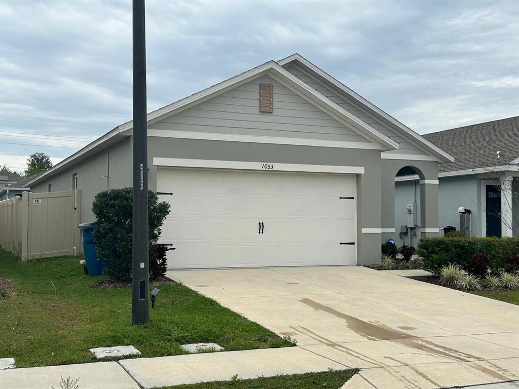 Foto principal - 1053 Berry Ln