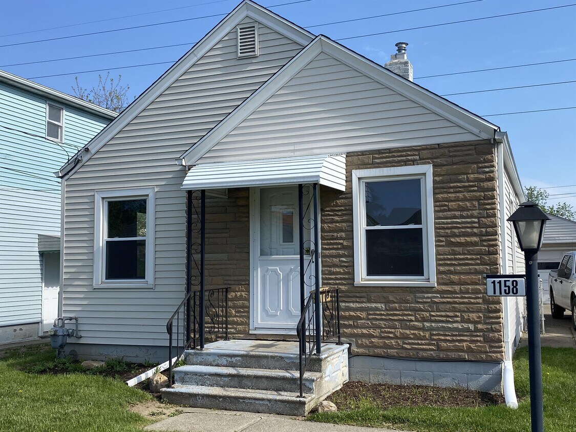 1158 Slater St, Toledo, OH 43612 House Rental in Toledo, OH
