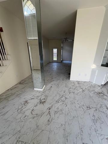 Foto del edificio - 4101 Pinewood Dr
