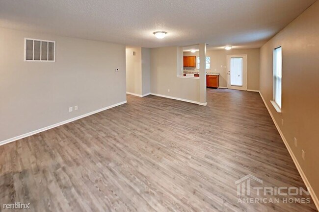 Building Photo - 1826 Blue Pine Ln