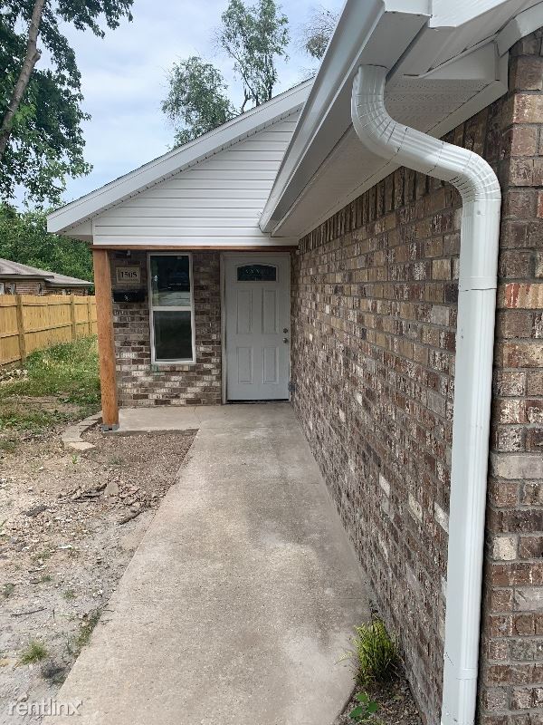 Primary Photo - 2 br, 1 bath House - 1505 S 4th Street