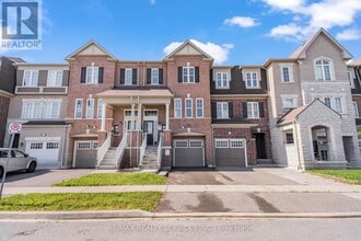 Building Photo - 39 Baycliffe Cres