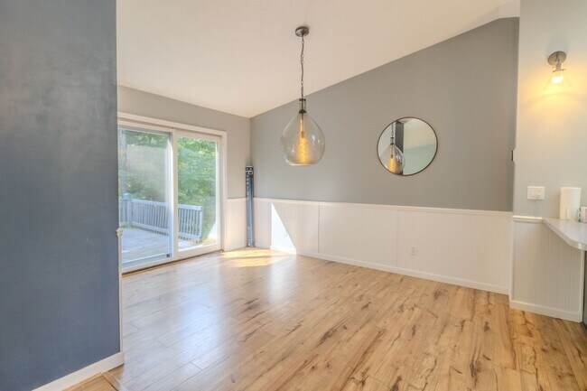 Foto del edificio - 154 Homestead Ln