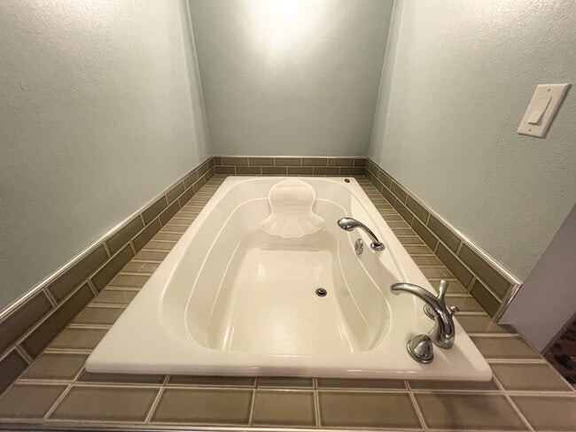 Building Photo - 7255 E Quincy Ave