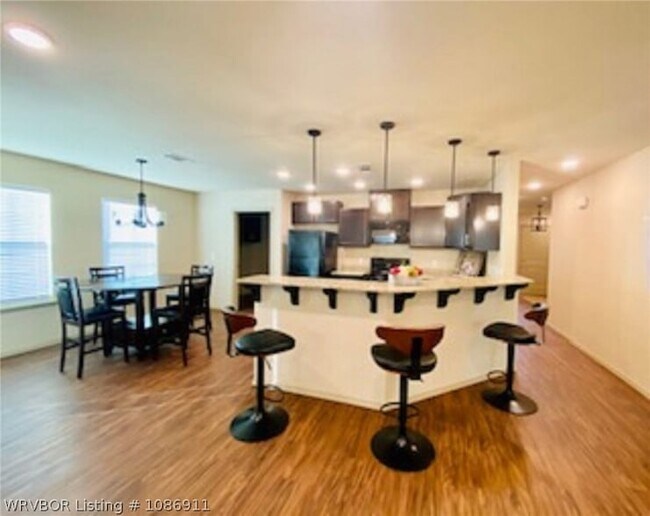 Foto del edificio - 6809 Veterans Ave