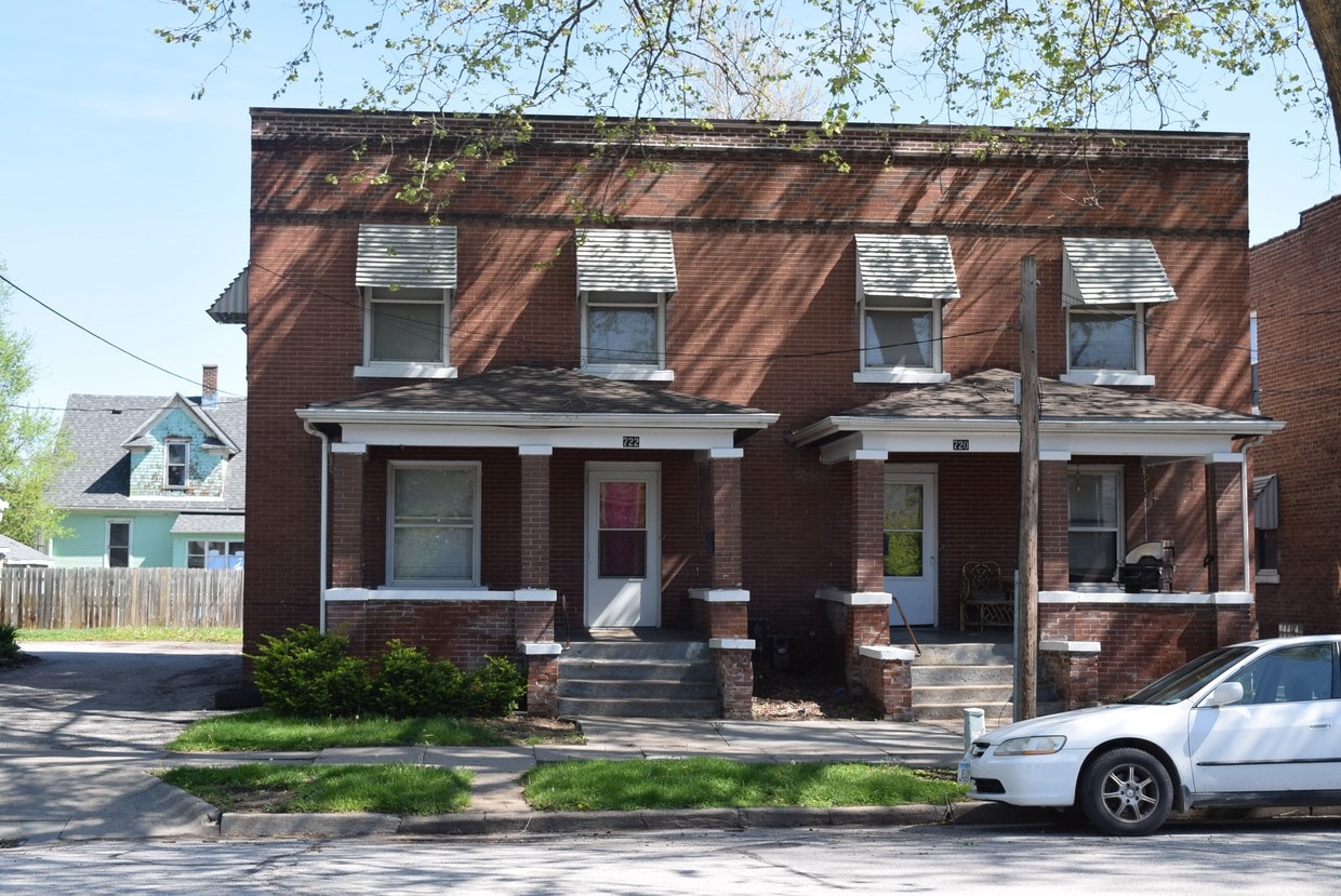 Building Photo - 716 E Washington Ave