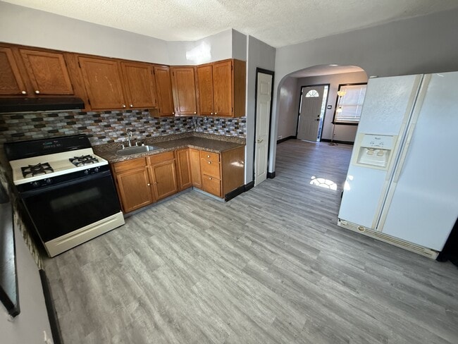 Foto del edificio - 419 Garden Ave