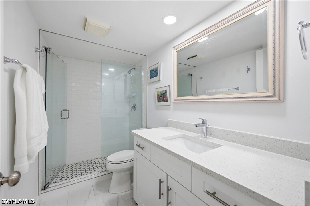 Foto del edificio - 4092 Belair Ln