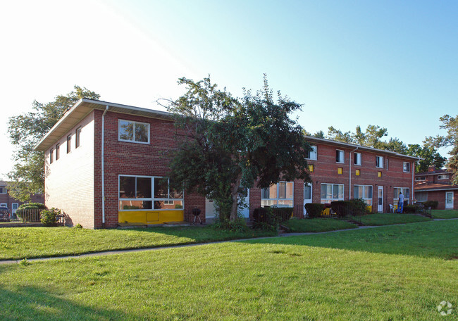 Foto del edificio - Ellicott Park Townhomes