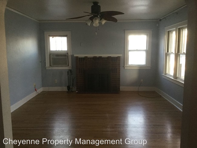 Building Photo - 314 E 20th St