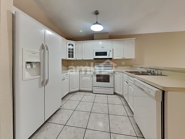 Building Photo - 5817 Mohr Loop