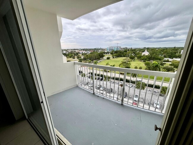 Foto del edificio - 2600 N Flagler Dr