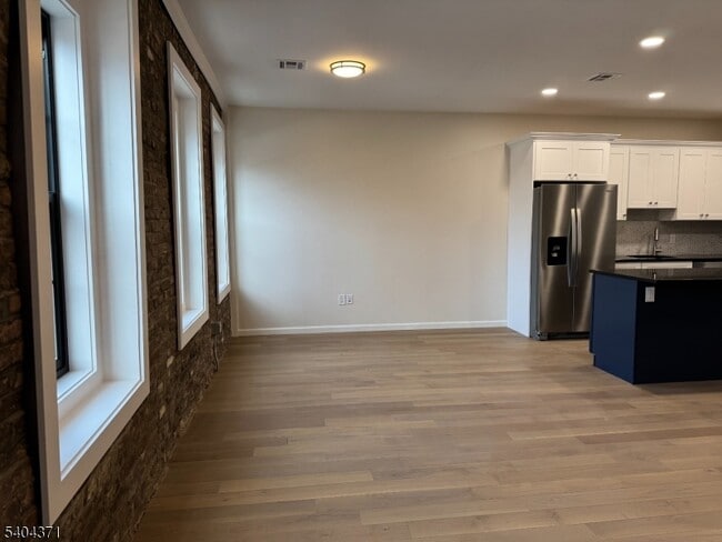 Foto del edificio - 188 Heckel St