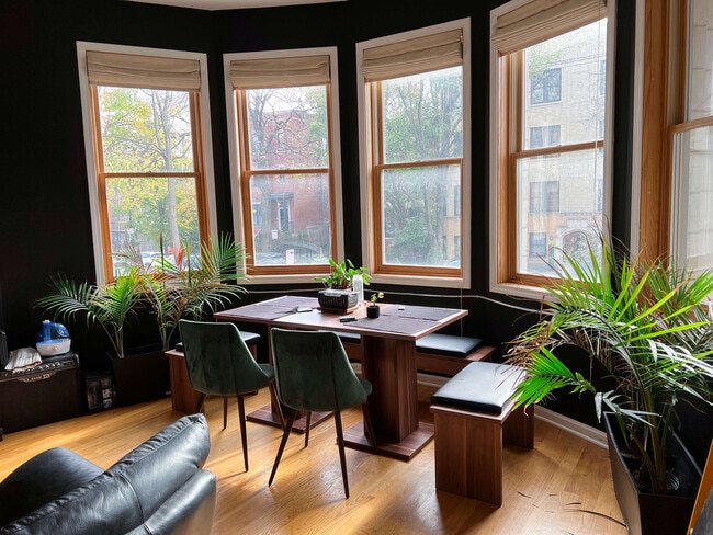 Photo - 2026 W Pierce Ave Apartment