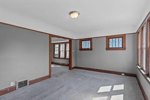Building Photo - 1504 S 81st St
