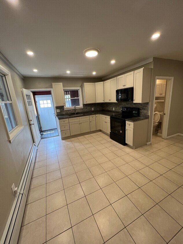 Modern Kitchen - 61 Whitmore St