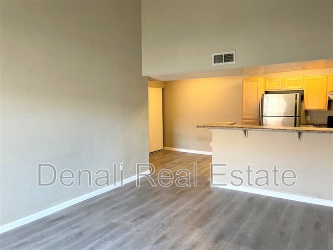 Building Photo - 2938 N 61st Pl