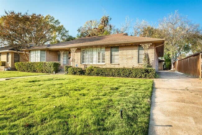 Foto del edificio - 6525 E Mockingbird Ln