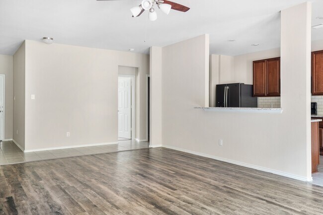 Building Photo - 9805 Cold Creek Dr