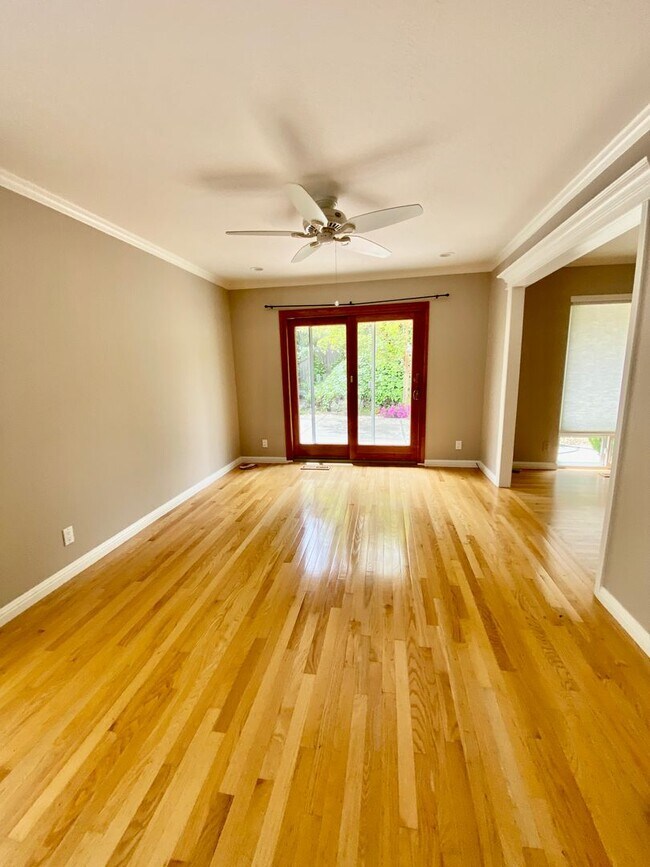 Building Photo - Lafayette Quail Creek Single Story 4BD/2.5BA