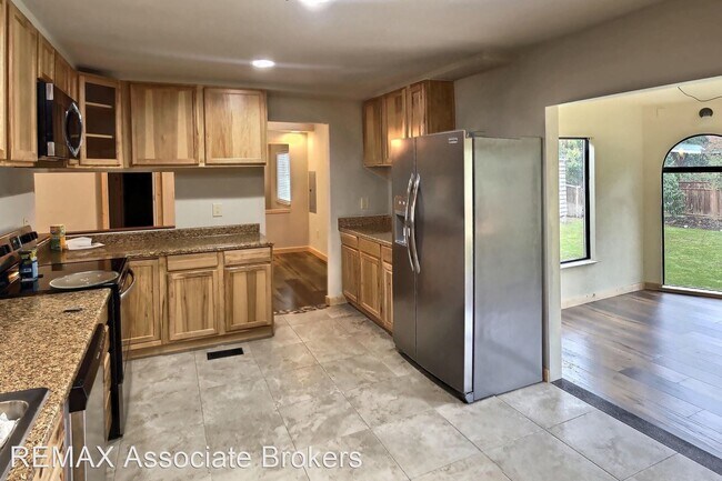 Foto del edificio - 3 br, 2 bath House - 7619 316th PL W
