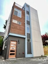 Building Photo - 2039 NW 65th St