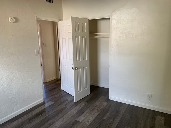 Building Photo - 2603 N Orchard Ave