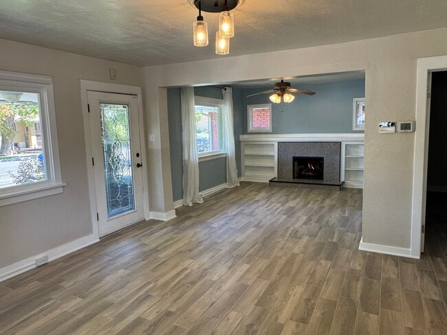 Building Photo - 1826 S 400 E