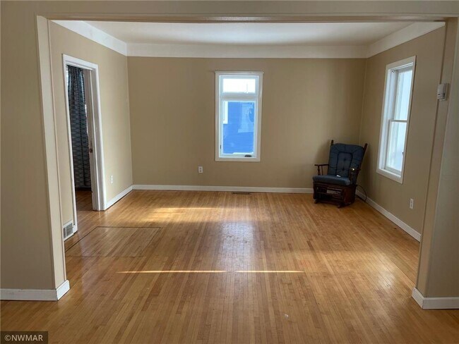 Foto del edificio - 403 3rd St NW