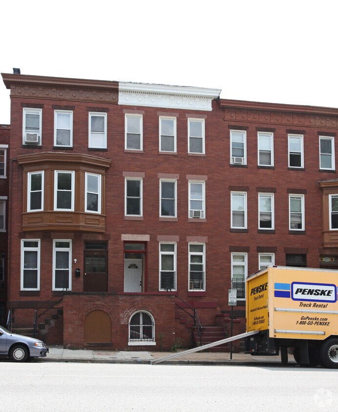 Primary Photo - 107 W 29th St