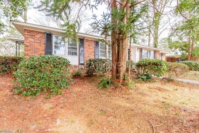 Building Photo - 1005 Haven Dr