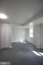 Building Photo - 3719 S Kemper Rd
