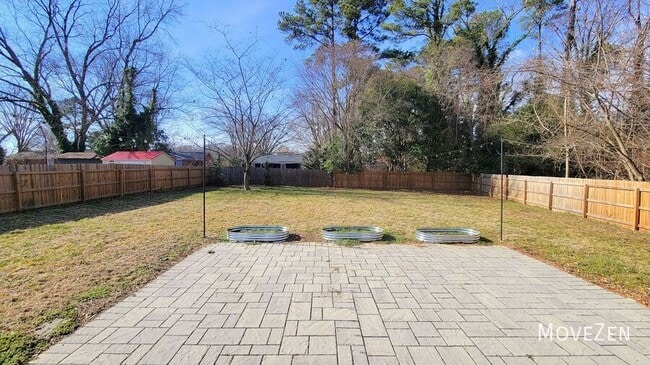 Building Photo - 1217 Brighton Rd