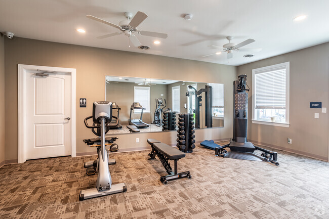 Fitness Center - Fox Ridge