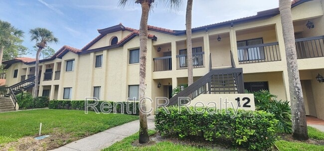 Building Photo - 1801 E Lake Rd S
