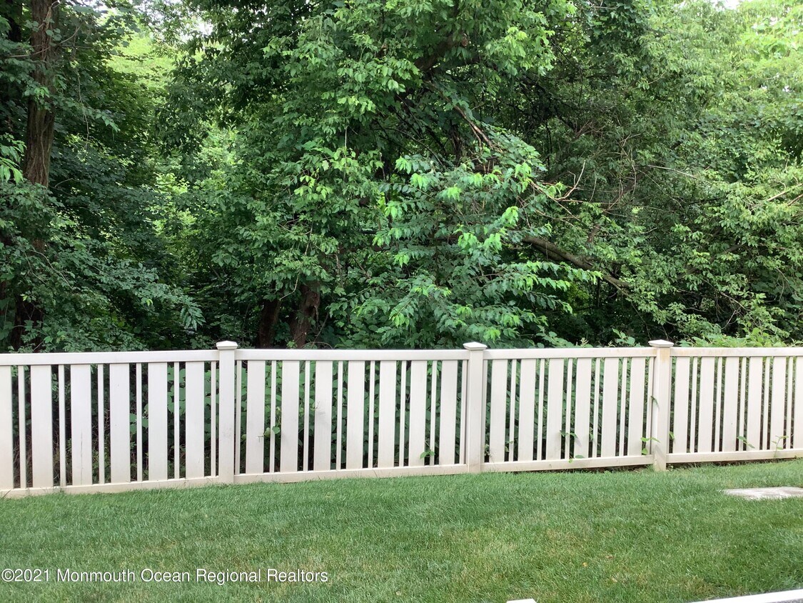 3 Whistler Dr Unit 4, Freehold, NJ 07728 Condo for Rent in Freehold