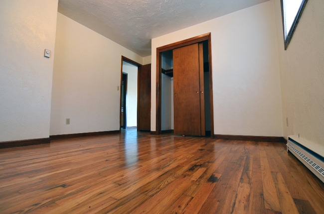 Building Photo - 106-209 Harvard Ct SE